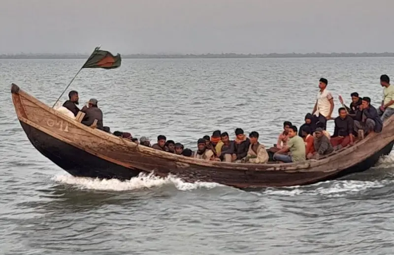 আরাকান আর্মির হাতে আটক ২৯ জেলেকে ফিরিয়ে আনলো বিজিবি